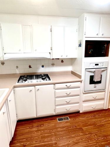 41 Westgate Cir, Santa Rosa CA  95401-9013 exterior