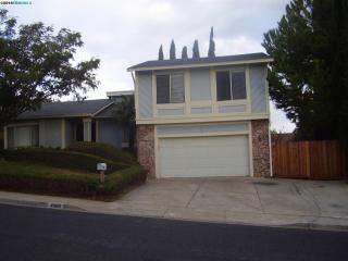 4304 Thornhill Way, West Pittsburg, CA 94565-6231
