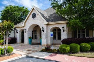 10801 Old Manchaca Rd, Austin TX  78748-1323 exterior