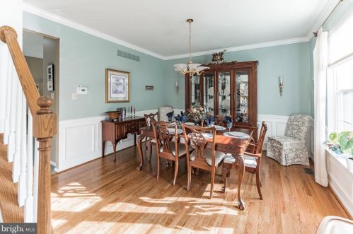 1125 Henley Ct, Prospectville, PA 19002-1842