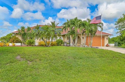 2222 22nd Ave, Cape Coral, FL 33909-4643
