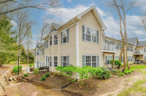 1405 Cypress Ln, East Brunswick NJ  08816-5260 exterior