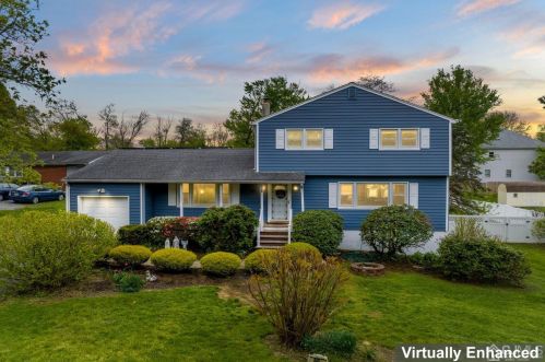 60 Schoolhouse Ln, East Brunswick NJ  08816-1251 exterior