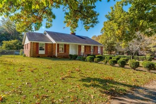 1100 Archdale Dr, Charlotte, NC 28217-4351