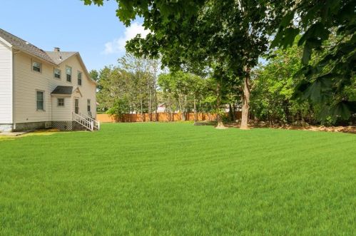 12 Nate Whipple Hwy, Cumberland RI  02864-3353 exterior