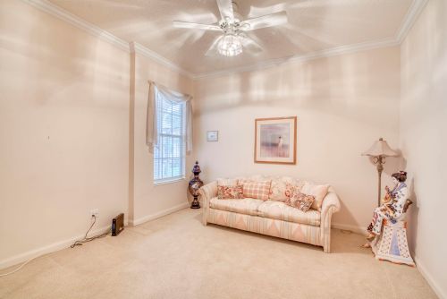 8208 Palm Hammock Ln, Hobe Sound FL 33455-8223 exterior