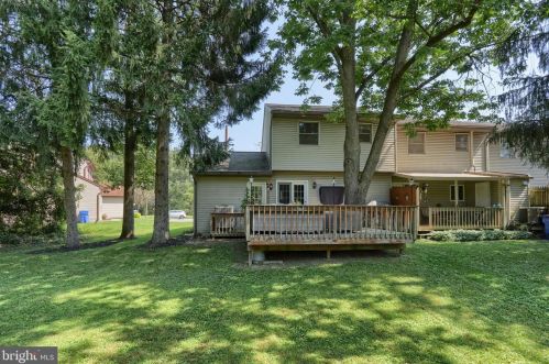 9148 Joyce Ln, Hummelstown PA  17036-9299 exterior