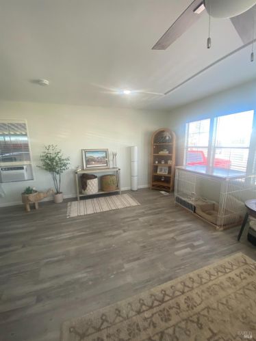 172 Pear Ln, Santa Rosa CA  95407-7662 exterior