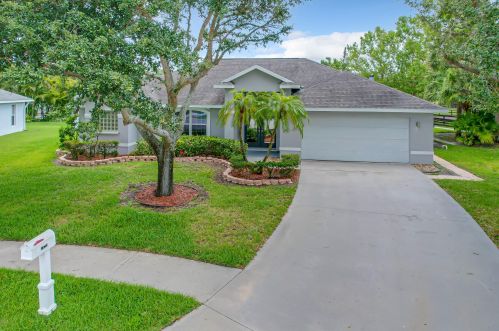 4922 4th Ln, Vero Beach, FL 32968-1862