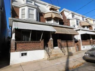 413 Willing St, Hometown, PA 18252-1624