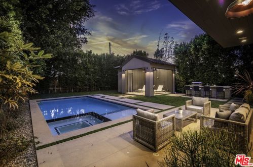 4437 Clybourn Ave, North Hollywood, CA 91602-2503
