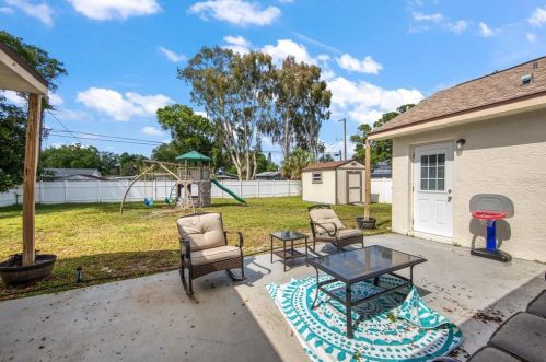 6341 80th Ave, Pinellas Park FL  33781-2100 exterior