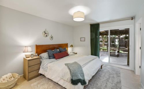 218 Sandalwood Ct, Vacaville CA  95687-5238 exterior