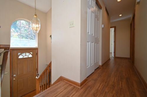 1468 Afton Dr, Florence KY  41042-8510 exterior