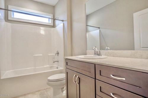 1186 Eisenhower Cir, Lynn Haven FL  32444-3116 exterior