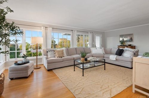 4045 Narragansett Ave, San Diego CA  92107-2618 exterior