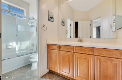 35313 26 Ave, Phoenix AZ 85086-6652 exterior