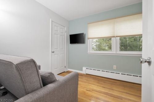 338 10th Ave, Manville NJ  08835-1105 exterior