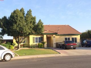 9703 Battersea Park Dr, Bakersfield, CA 93312-5626