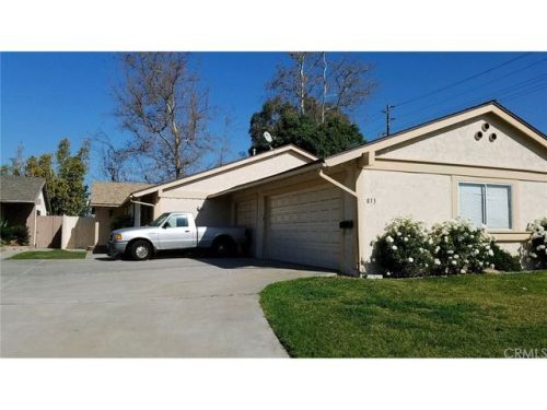 833 Fairway Dr, Orange, CA 92866-3107