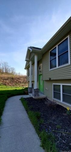 115 Sands Rd, Middletown, NY 10941-3160