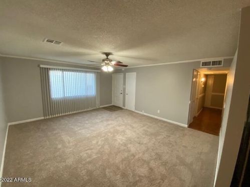 5245 Country Gables Dr, Glendale AZ  85306-3921 exterior