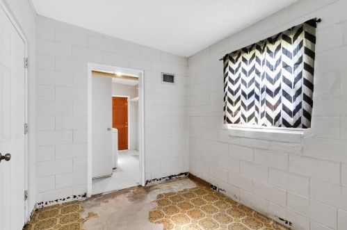 3510 Lk Margaret Dr, Orlando FL 32806-6614 exterior