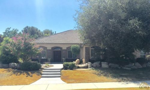 1005 Paxton Way, Bakersfield, CA 93312-5721