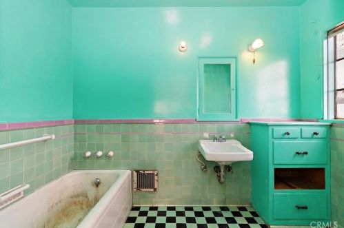 1010 Euclid Ave, Upland CA  91786-3201 exterior