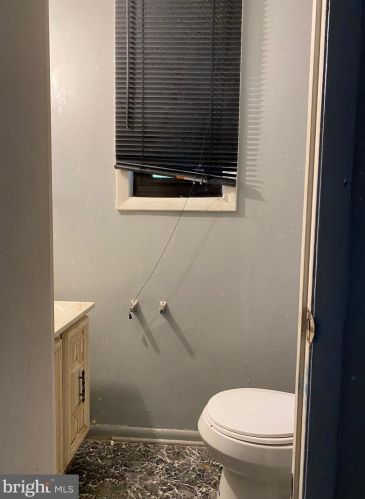 1125 Bellevue St, Washington, DC 20032-4602