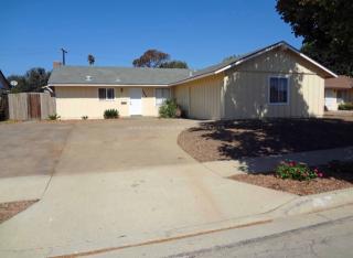 1525 Oak Ave, Lompoc CA  93436-3823 exterior