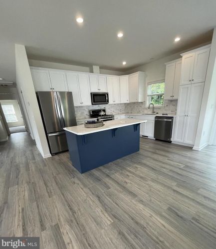 649 Blue Bell Springs Dr, Blue Bell, PA 19422-4288