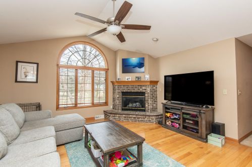 4315 122nd St, Kenosha WI  53158-3924 exterior