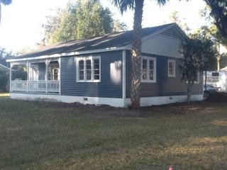 208 10th Ave, Ocala, FL 34471-2340