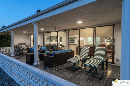 2381 Paseo Del Rey, Palm Springs CA  92264-9542 exterior