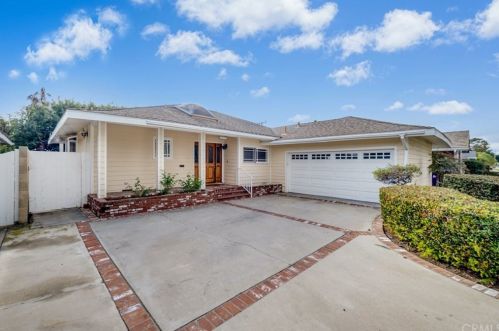 6256 Vista St, Long Beach, CA 90803-2201