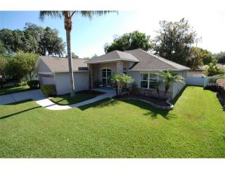 2335 Towering Oaks Cir, Seffner, FL 33584-8408
