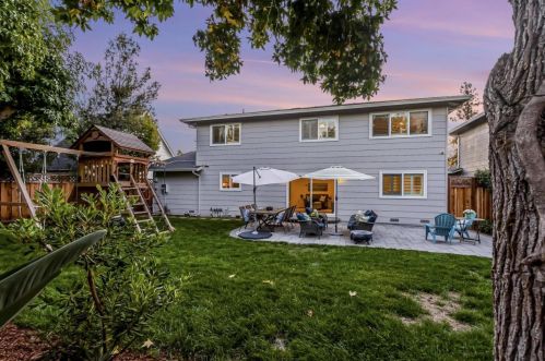 1685 Grizilo Dr, San Jose CA  95124-1920 exterior