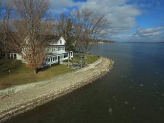 5519 Eagle Point Dr, Geneseo, NY 14454-9303