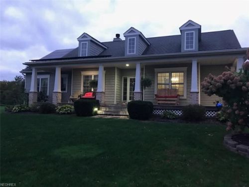 14750 Headwater Ln, Huntsburg, OH 44046-8785