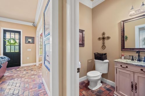 455 Bahoma Rd, Sunny Hills FL  32428-6204 exterior