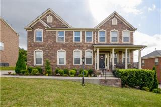 173 Ervin St, Hendersonville, TN 37075-3917