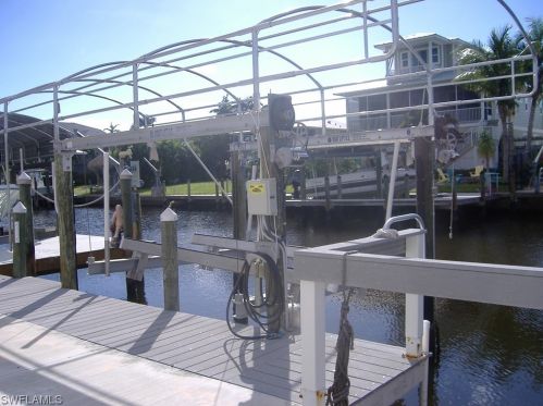 2355 Banana St, Saint James City FL  33956-2072 exterior