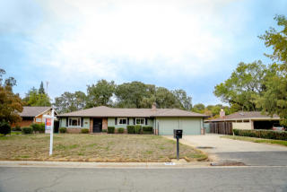 5312 Valhalla Dr, Carmichael, CA 95608-1243