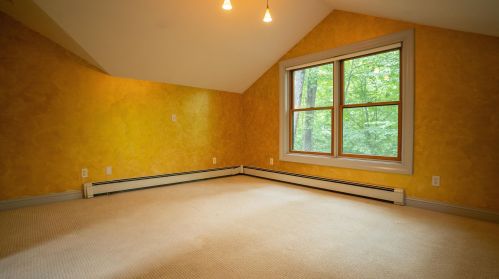 1044 Plain Rd, Hinsdale NH  03451-2150 exterior