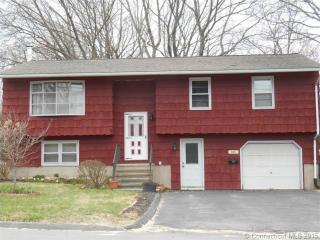 281 Beth Ln, Waterbury, CT 06705-2525