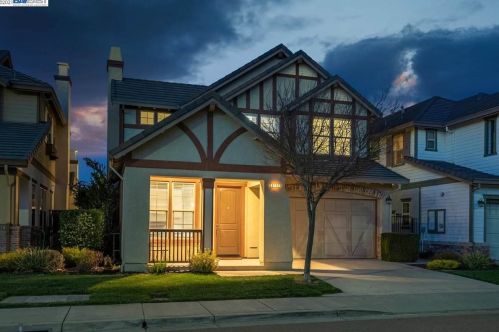 9797 Reimers Way, Pleasanton, CA 94568-5582