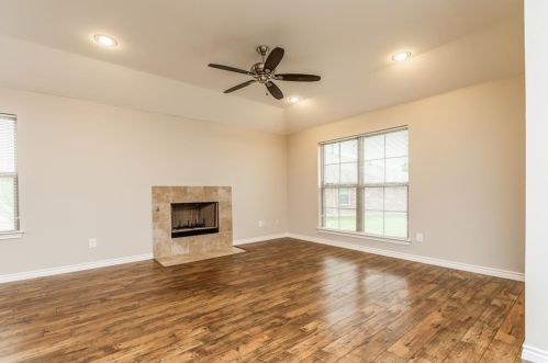 634 Canvas Ct, Lancaster TX  75146-2162 exterior