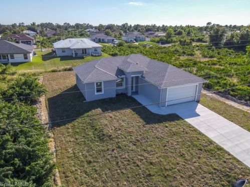 3113 23rd St, Lehigh Acres, FL 33971-5555