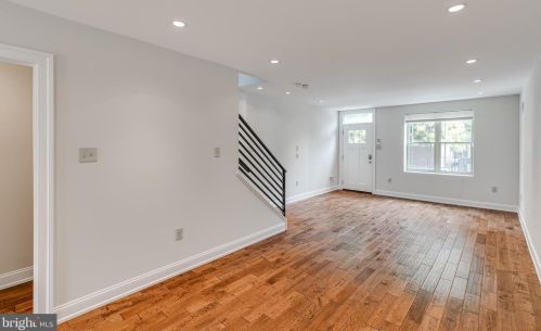 2226 Manton St, Philadelphia, PA 19146-4221